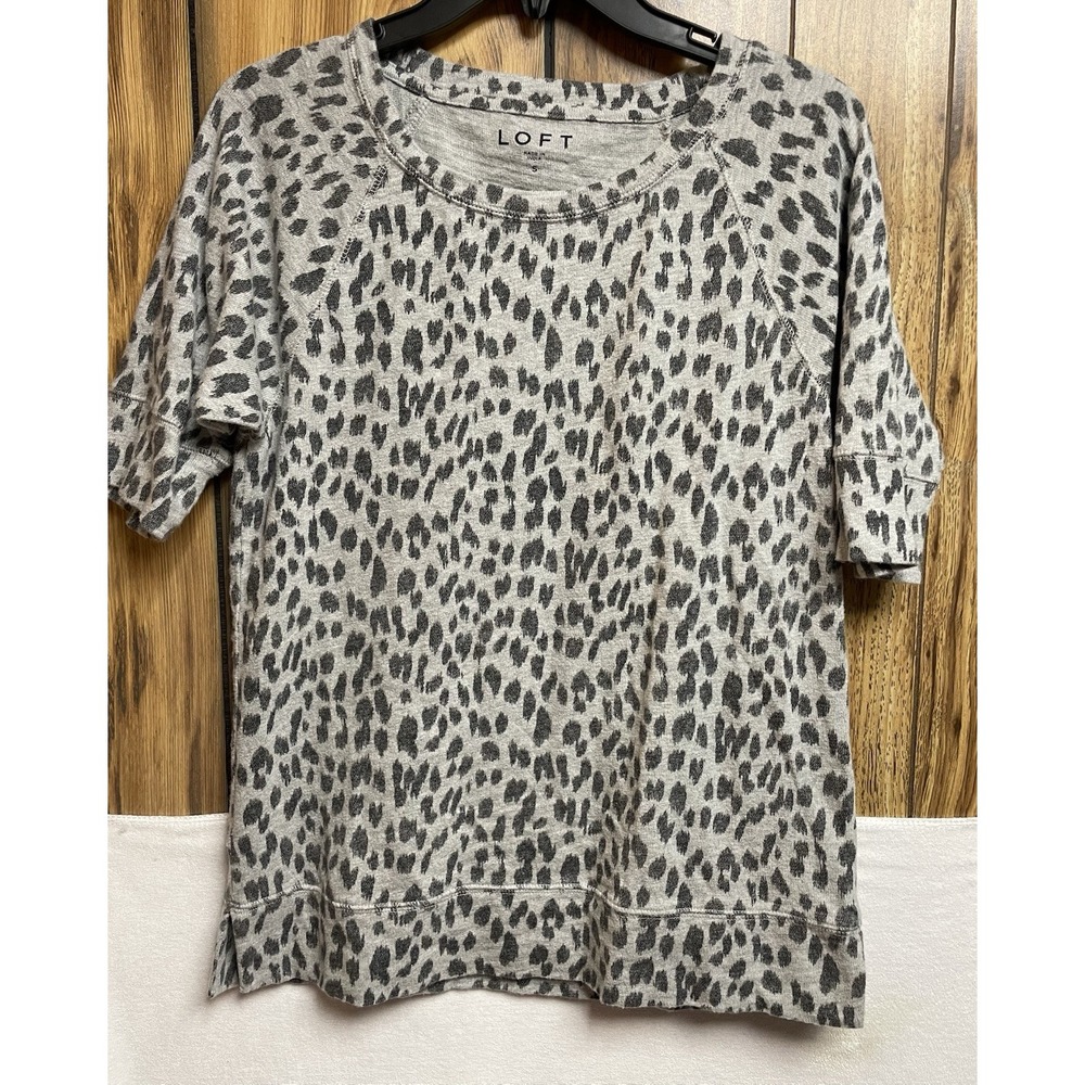 LOFT Gray Black Animal Leopard Print Sweater Womens Size Small Short Sleeve